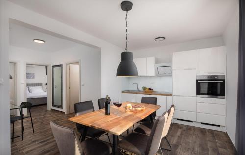 Gorgeous Home In Kastel Sucurac