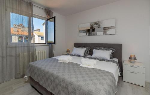 Gorgeous Apartment In Pula With Wifi