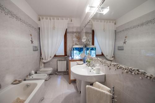 B&B In Principio Vitae - L'infinito con tattoにあるバスルーム