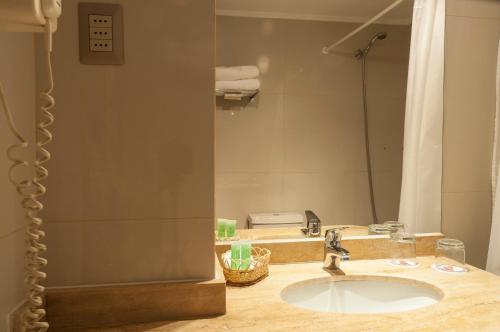 Ванная комната в Hotel Francisco De Aguirre