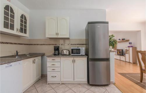 Awesome Home In Porec