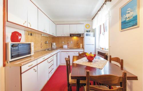 Apartment Kneza 02