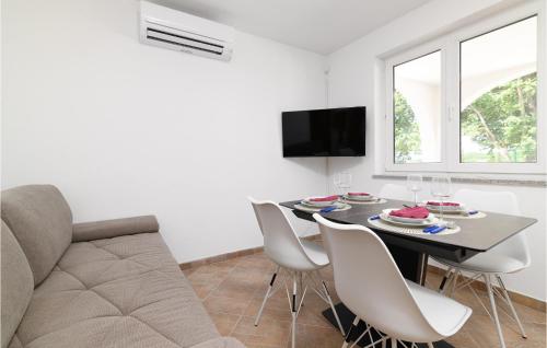 Pet Friendly Home In Medulin With Wifi