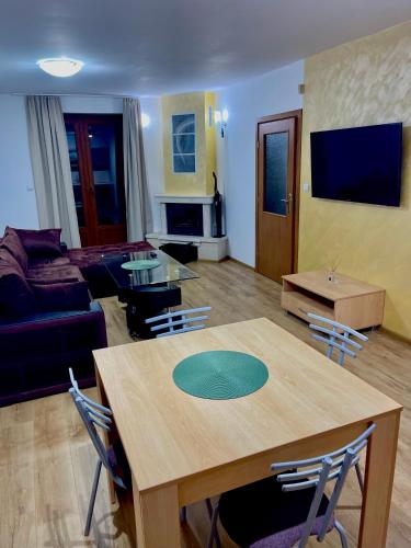 PAMPOROVO Raikovski lodge