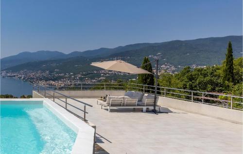 Beach Front Apartment In Rijeka