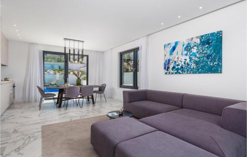 Awesome Apartment In Malinska