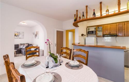 Stunning Apartment In Pula With Swimming Pool