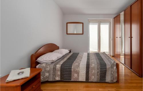 2 Bedroom Awesome Apartment In Crikvenica