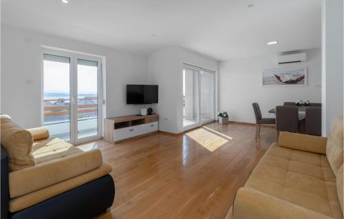 2 Bedroom Awesome Apartment In Crikvenica