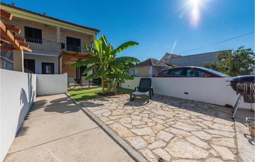 Nice Apartment In Turanj With Kitchen