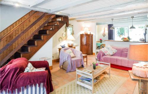 Χώρος καθιστικού στο Nice Home In Saint-Martin-De-Ré