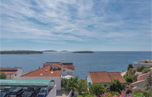 Stunning Apartment In Primosten