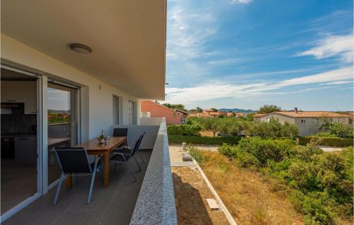 1 Bedroom Amazing Apartment In Bibinje