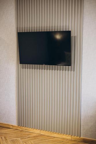 Полінарія Козятинにあるテレビまたはエンターテインメントセンター