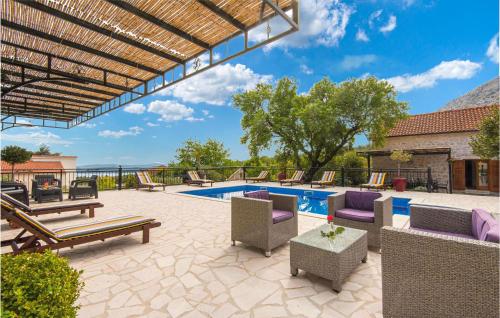 Beach Front Home In Orebic