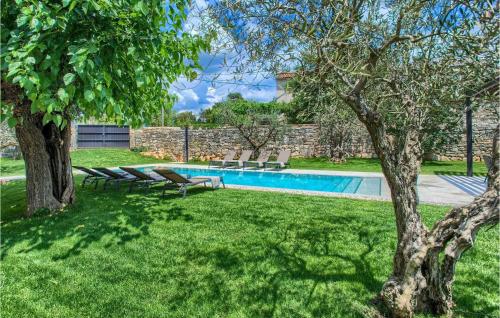 Πισίνα στο ή κοντά στο Villa Melon