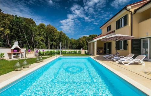 Villa Lola