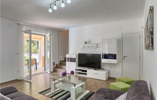 Villa Lola