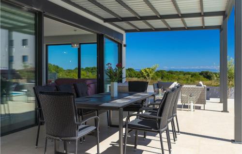 Villa Sunshine Tea