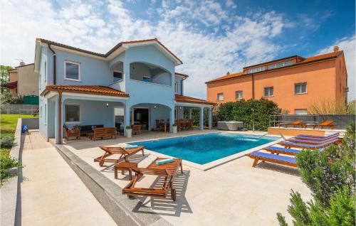 Villa Deep