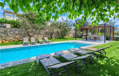Πισίνα στο ή κοντά στο Villa Melon