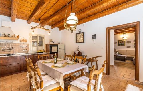3 Bedroom Amazing Home In Malinska