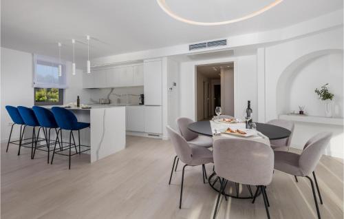 3 Bedroom Cozy Apartment In Krk
