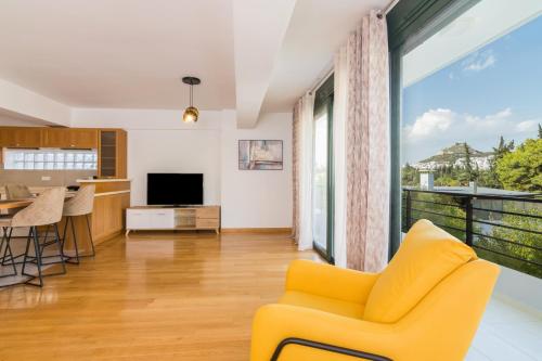 Ideal Maisonette next to Kallimarmaro Stadium