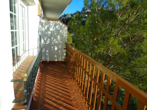 Apartamentos Turísticos Cumbres Verdesにあるバルコニーまたはテラス