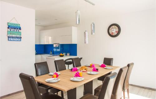 Fotografie z fotogalerie ubytování Beautiful Home In Kastel Kambelovac v destinaci Kaštela
