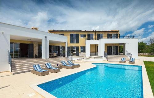 Villa Arkaim
