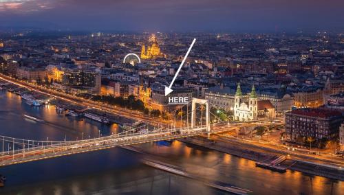 Budapest Riverfront Suite
