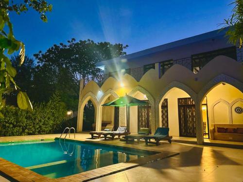 Πισίνα στο ή κοντά στο Villa Serenity, Tanzania Unforgettable