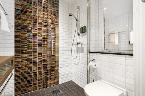 Et badeværelse på Clarion Hotel Admiral