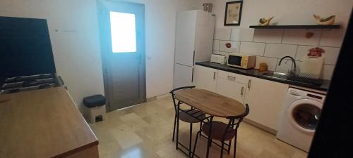 Dapur atau dapur kecil di el refugio tranquilo