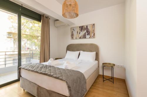 Ideal Maisonette next to Kallimarmaro Stadium
