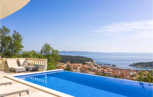 Amazing Home In Makarska