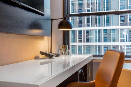 Cambria Hotel Chicago Loop - Theatre District Image
