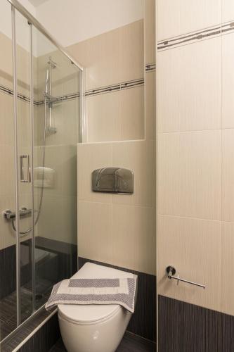 Ideal Maisonette next to Kallimarmaro Stadium