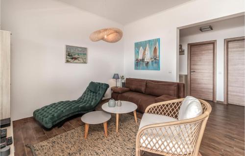 Beautiful Apartment In Dramalj With Wifi