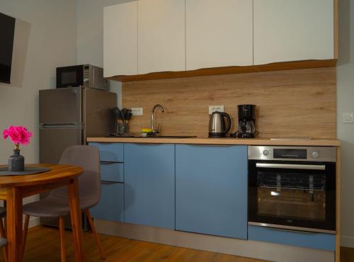 Apartments Neli