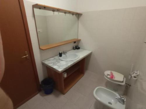 Bilik mandi di Albergo Brioschi