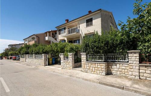 Awesome Apartment In Porec With Wifi