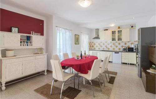 Apartment Obala Kralja Tomislava Vi