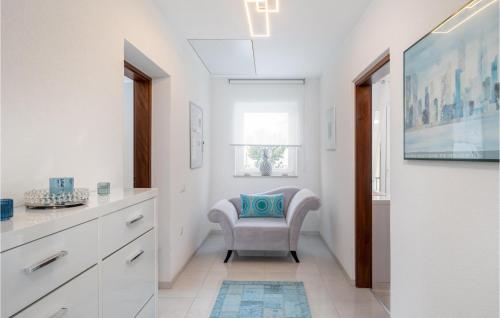 3 Bedroom Gorgeous Apartment In Dramalj