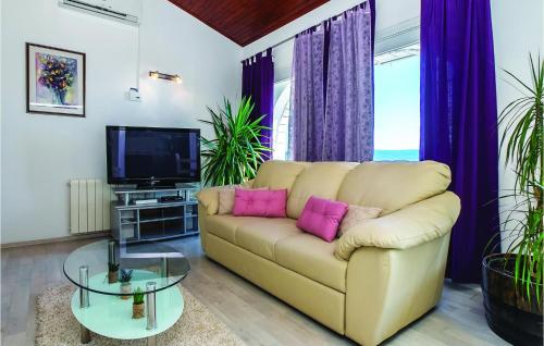 Nice Home In Omis With Sauna
