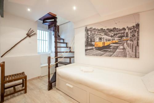 Cozy Getaway in Alfama by LovelyStay
