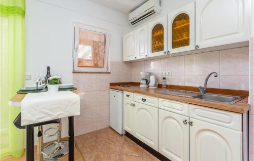 Awesome Apartment In Krk With Wifi