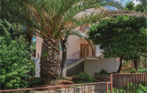 Stunning Apartment In Pula