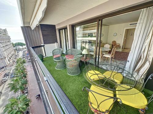 Luxury 1 bedroom Jardins Croisette 5 mins Croisette 265